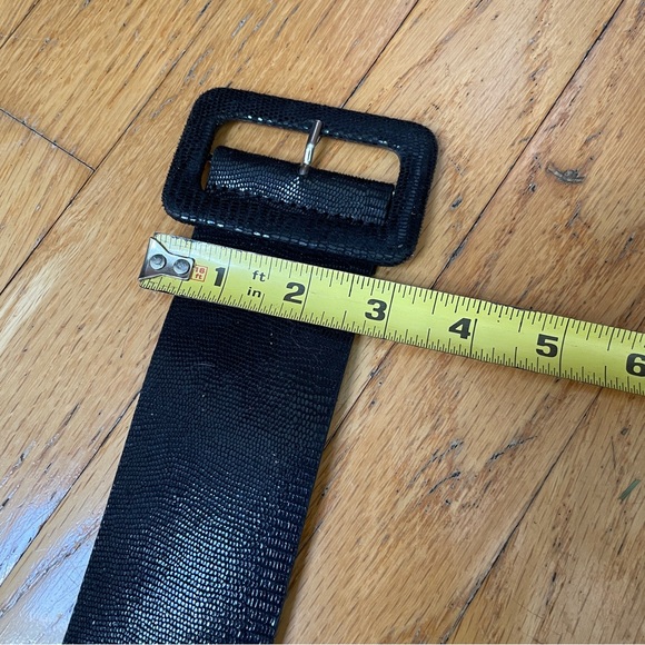 Women's Black Vintage Wide Crocodile Effect Belt - Picture 6 of 6